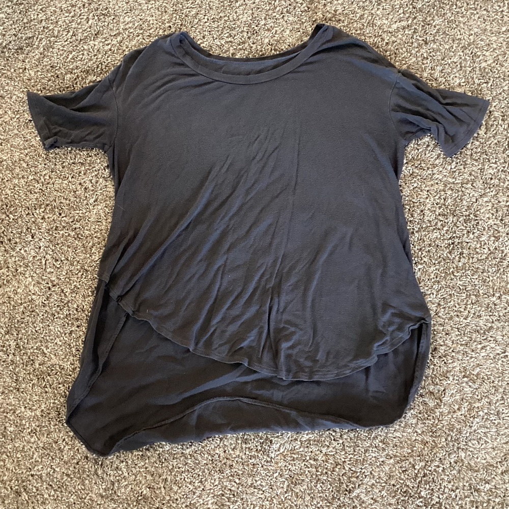 AE grey T shirt
